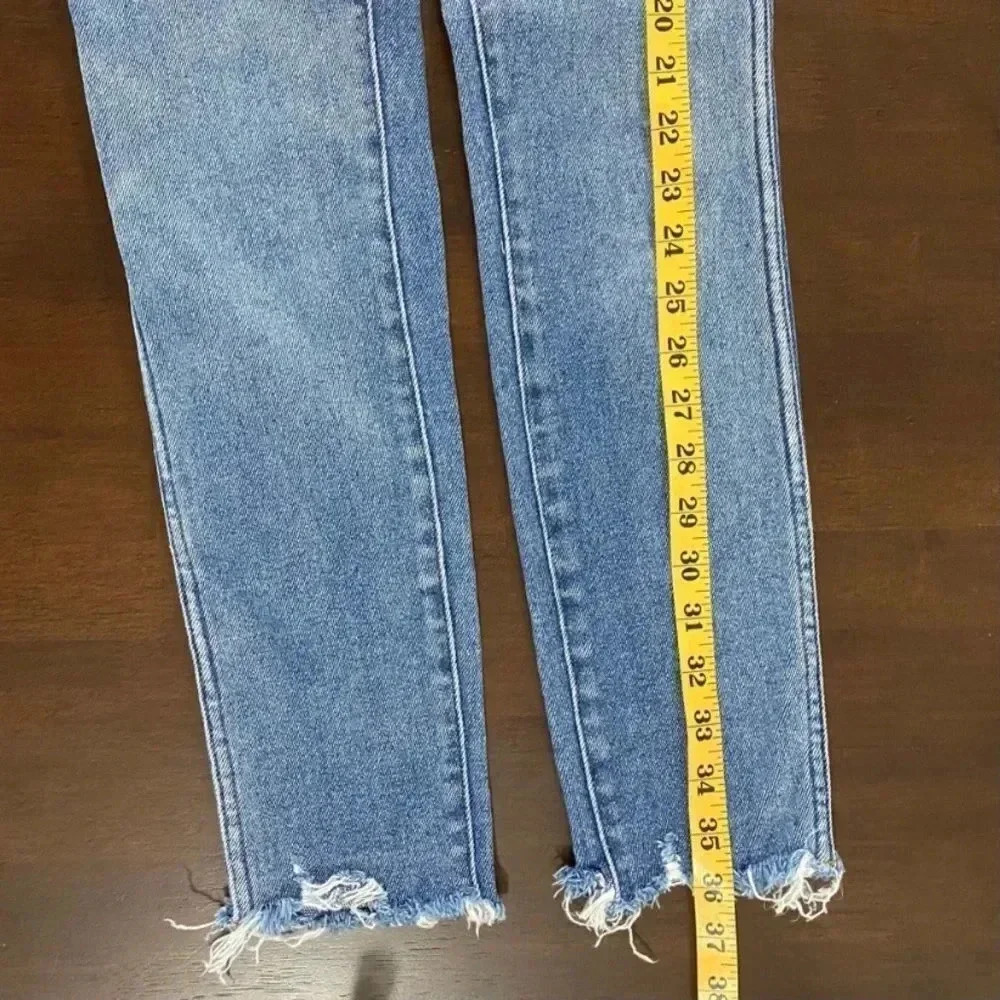 Madewell 10” High Rise Jeans - Picture 14 of 15